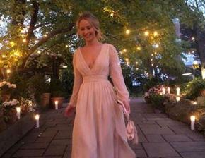 男友资料背景订婚了